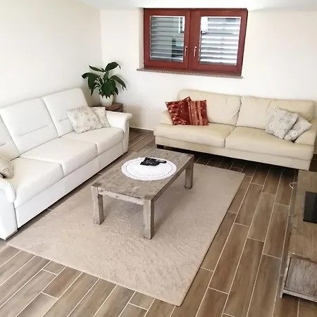 Mit Drei Schlafzimmern Und Meerblick Apartment Medulin