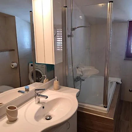 Apartamento Mit Drei Schlafzimmern Und Meerblick